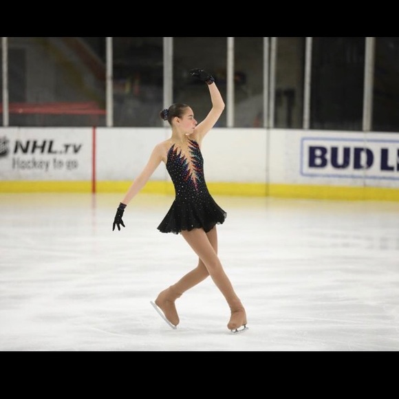 Meet your Posher, Cora - Picture 4 of 8